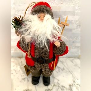 WOODLAND SMALL 7’ SANTA NWT MINIMALIST PERFECT